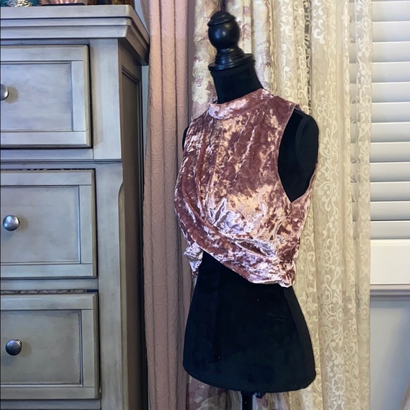 Velvet Top - Picture 2 of 7